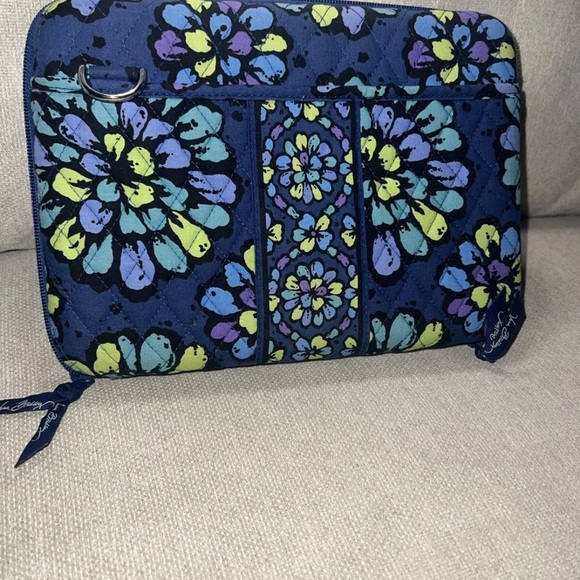 Vera Bradley Blue Bag Case Hard Shell Reader iPad Workstation Floral No strap - Picture 2 of 9